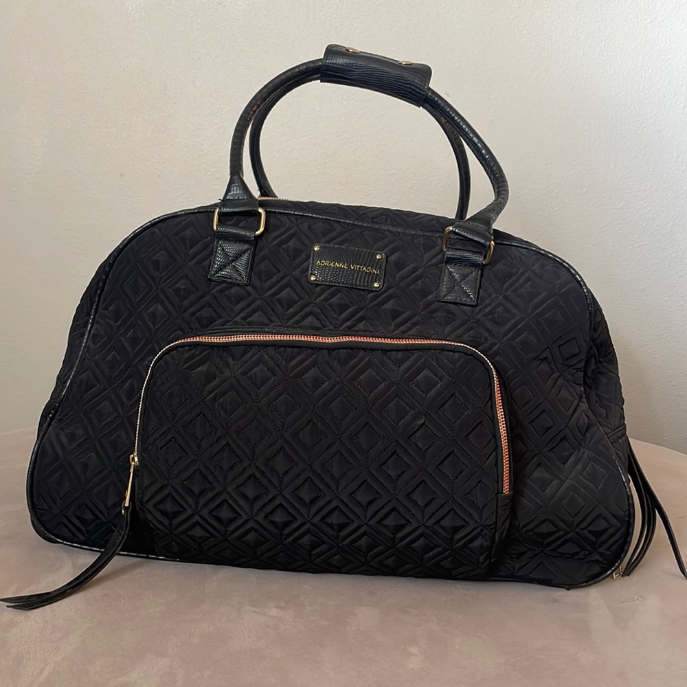 Adrienne Vittadini Overnight Roller Bag
